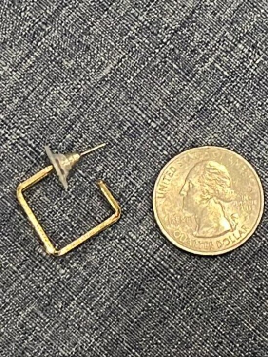 10K Gold 2 Square Hoop Earrings - Picture 3 of 3